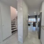 Paraiso View Duplex Penthouse 아파트