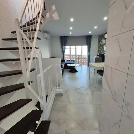 Paraiso View Duplex Penthouse Διαμέρισμα *